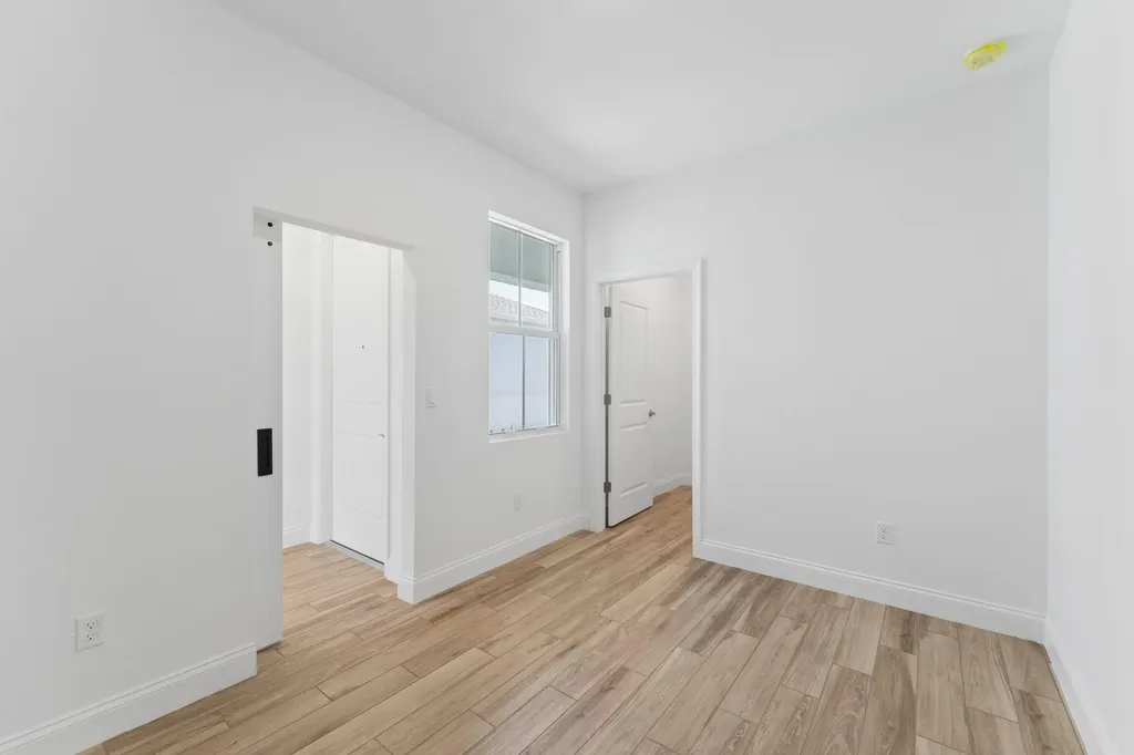 6172 NW Tuckaway Avenue Port St Lucie FL 34987