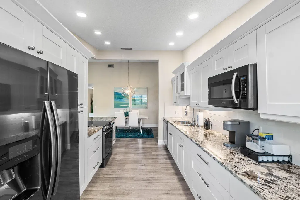 732 Lago Road Delray Beach FL 33445