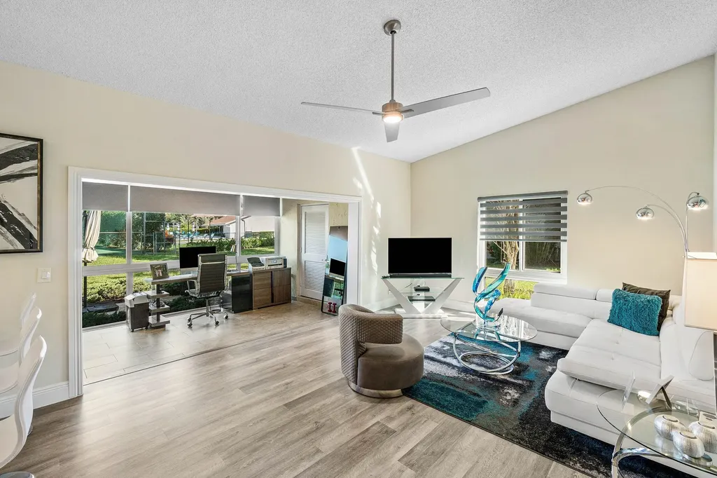 732 Lago Road Delray Beach FL 33445