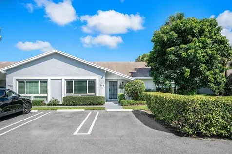 732 Lago Road Delray Beach FL 33445