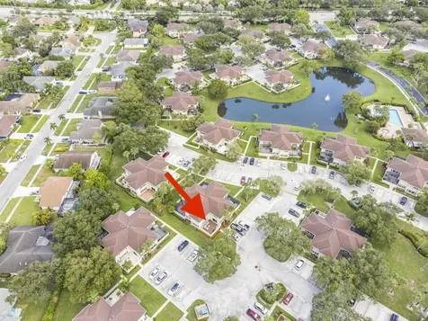 18 Amherst Court Royal Palm Beach FL 33411