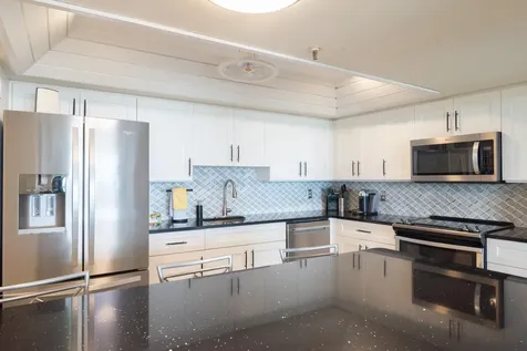 2450 Presidential Way West Palm Beach FL 33401