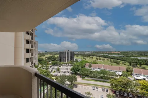 2450 Presidential Way West Palm Beach FL 33401