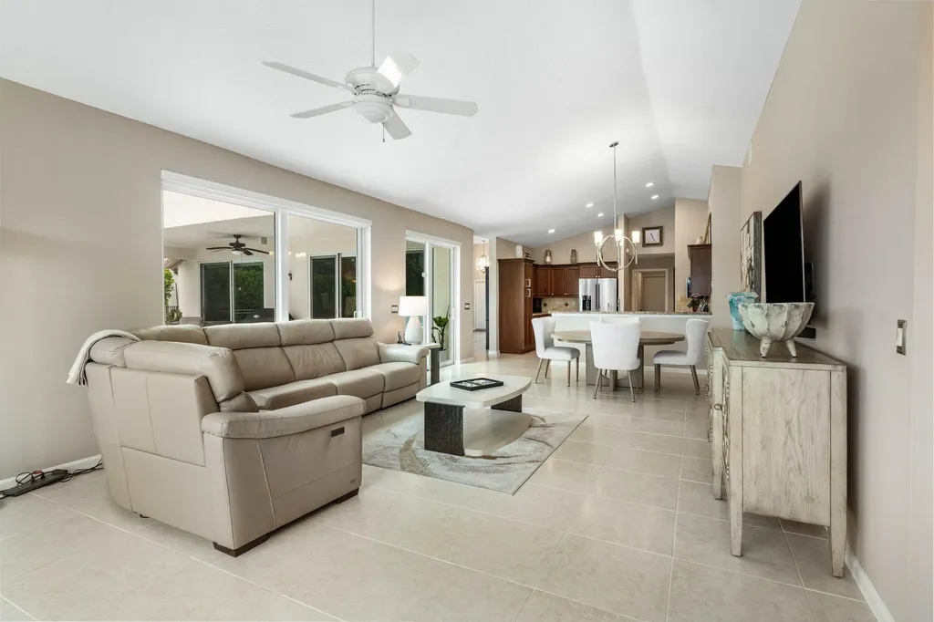 7350 NW 68 Avenue Parkland FL 33067