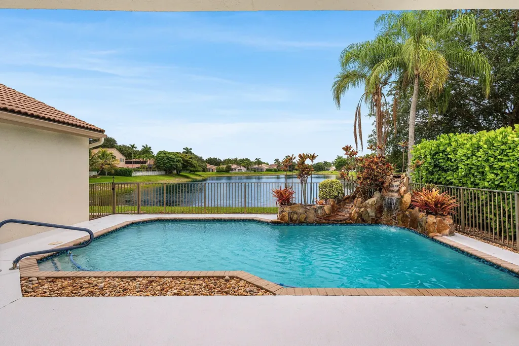 7350 NW 68 Avenue Parkland FL 33067
