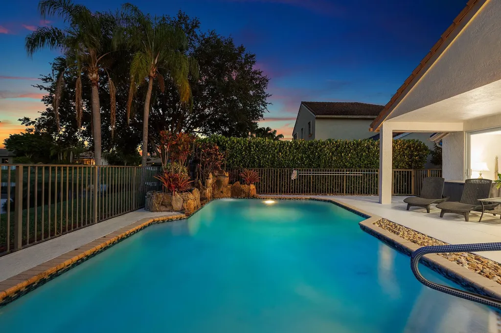7350 NW 68 Avenue Parkland FL 33067