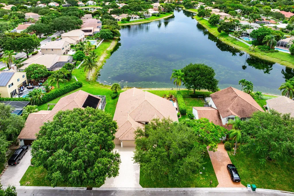 7350 NW 68 Avenue Parkland FL 33067