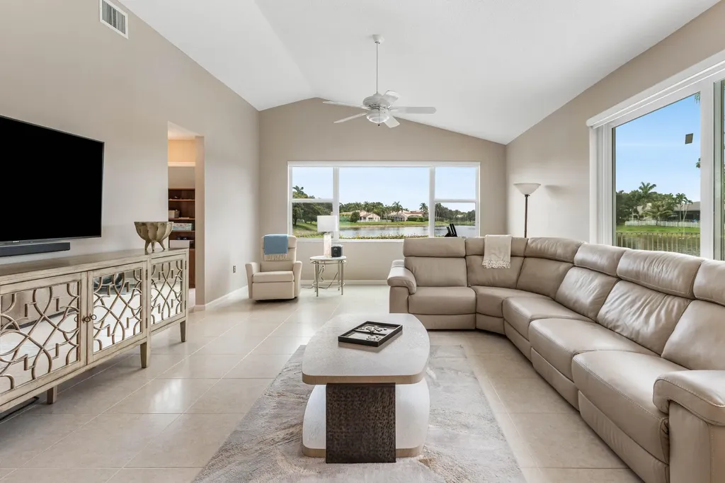 7350 NW 68 Avenue Parkland FL 33067
