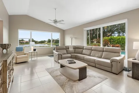7350 NW 68 Avenue Parkland FL 33067