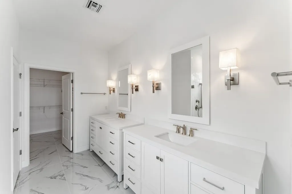 10072 NW Field Flower Trail Port St Lucie FL 34987
