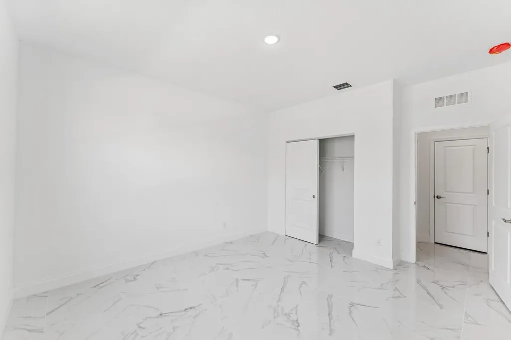 10072 NW Field Flower Trail Port St Lucie FL 34987
