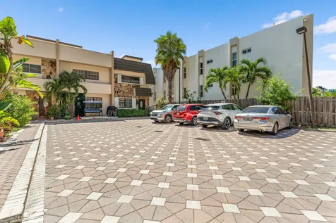 8956 Collins Avenue Surfside FL 33154