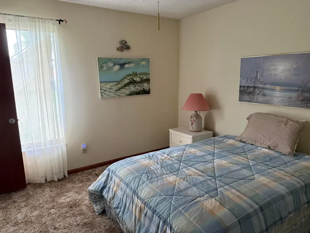 529 SW Violet Avenue Port St Lucie FL 34983