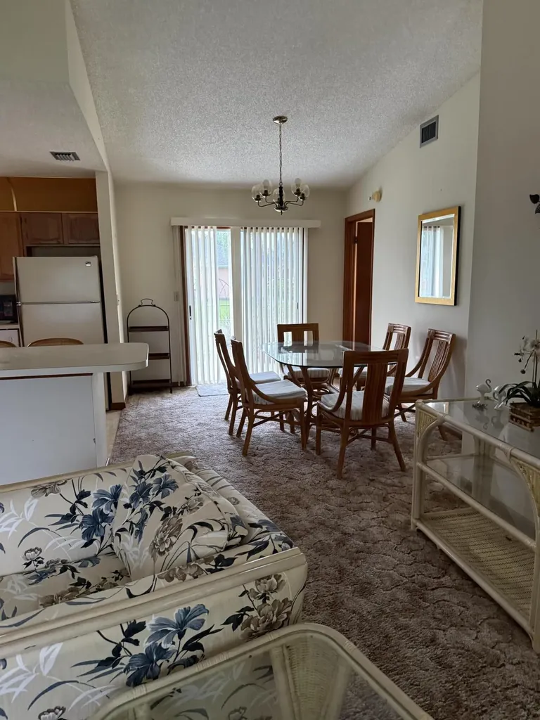 529 SW Violet Avenue Port St Lucie FL 34983