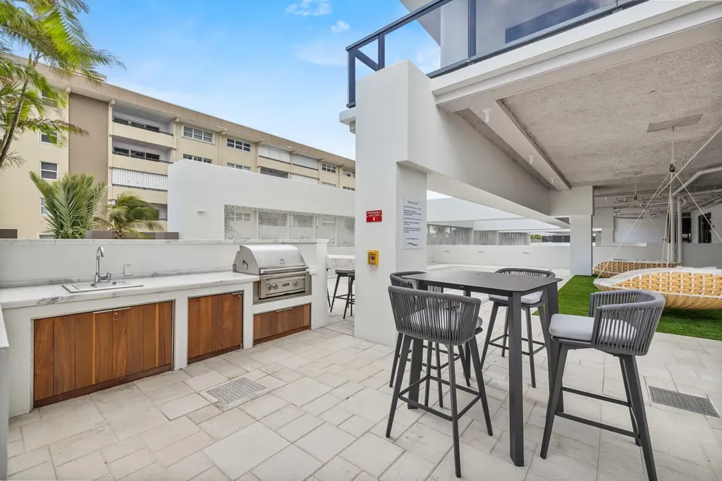 305 Briny Avenue Pompano Beach FL 33062