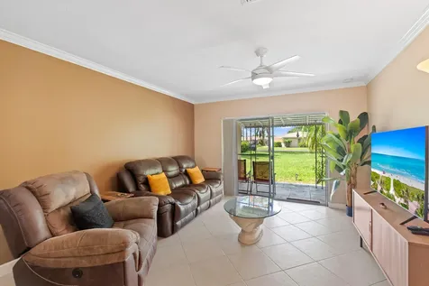 8666 Bella Vista Drive Boca Raton FL 33433