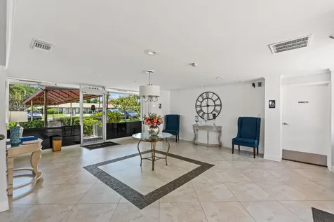 8666 Bella Vista Drive Boca Raton FL 33433