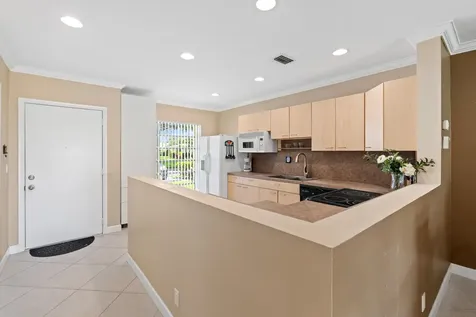 8666 Bella Vista Drive Boca Raton FL 33433