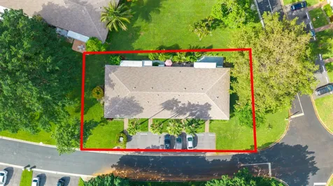 8666 Bella Vista Drive Boca Raton FL 33433