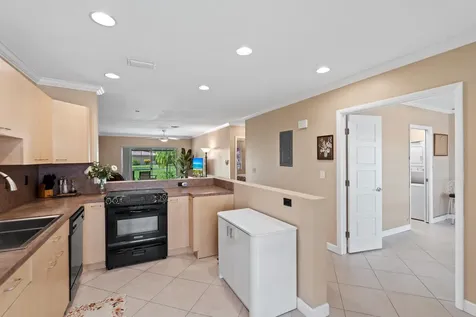8666 Bella Vista Drive Boca Raton FL 33433