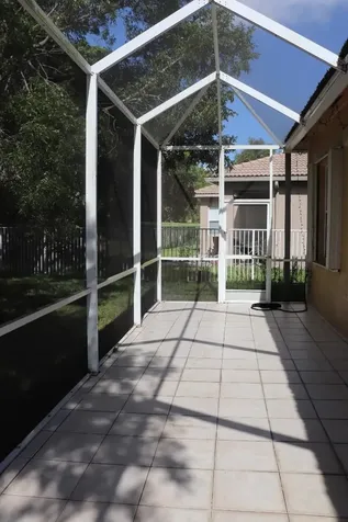 19298 Seneca Avenue Weston FL 33332