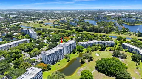 3510 Oaks Way Pompano Beach FL 33069