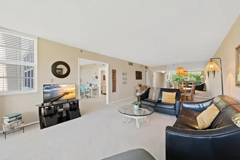 3510 Oaks Way Pompano Beach FL 33069
