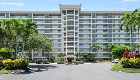 3510 Oaks Way Pompano Beach FL 33069
