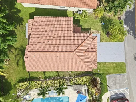 18241 NW 8th Street Pembroke Pines FL 33029
