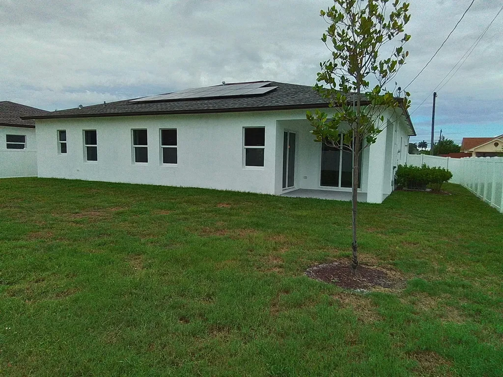 1258 SW Santiago Avenue Port St Lucie FL 34953