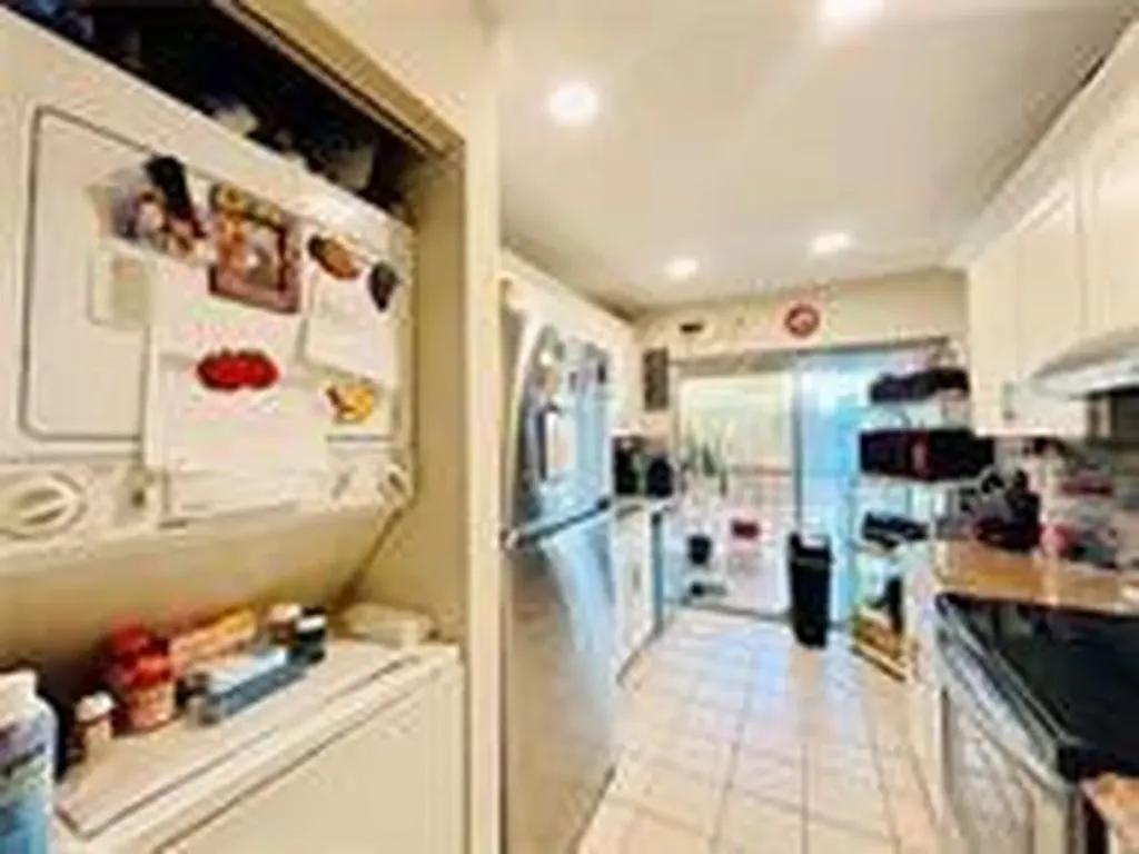 2800 Riverside Drive Coral Springs FL 33065