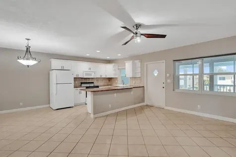 2734 NE 27th Court Lighthouse Point FL 33064