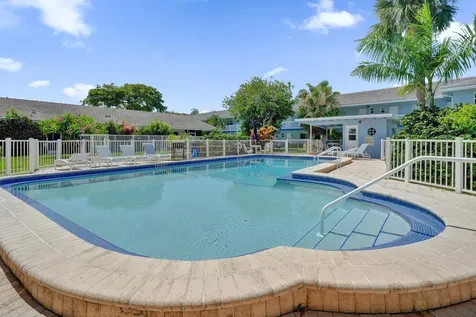 2734 NE 27th Court Lighthouse Point FL 33064