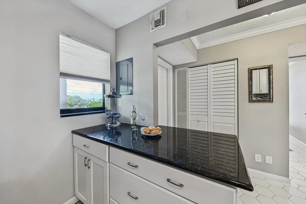 4800 Bayview Drive Fort Lauderdale FL 33308