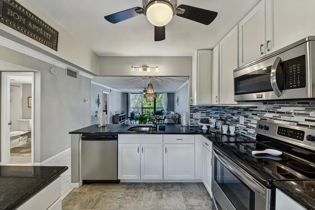 4800 Bayview Drive Fort Lauderdale FL 33308