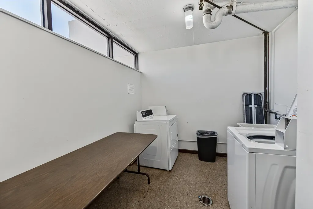 4800 Bayview Drive Fort Lauderdale FL 33308