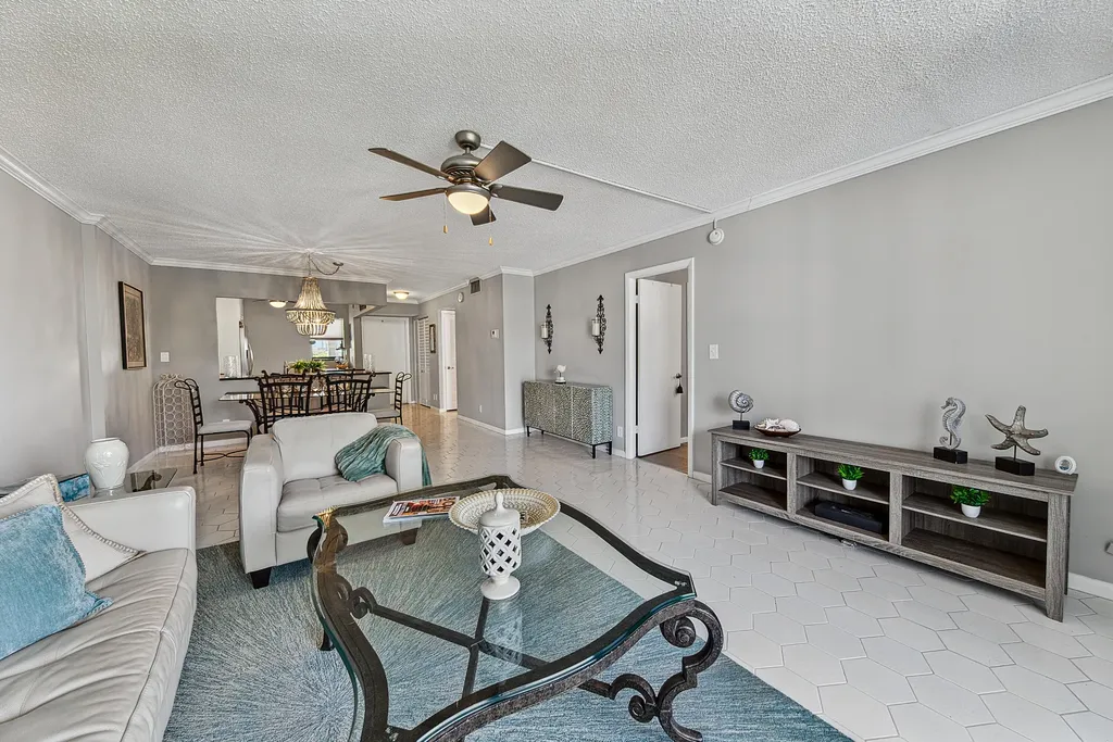 4800 Bayview Drive Fort Lauderdale FL 33308