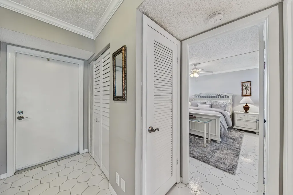 4800 Bayview Drive Fort Lauderdale FL 33308