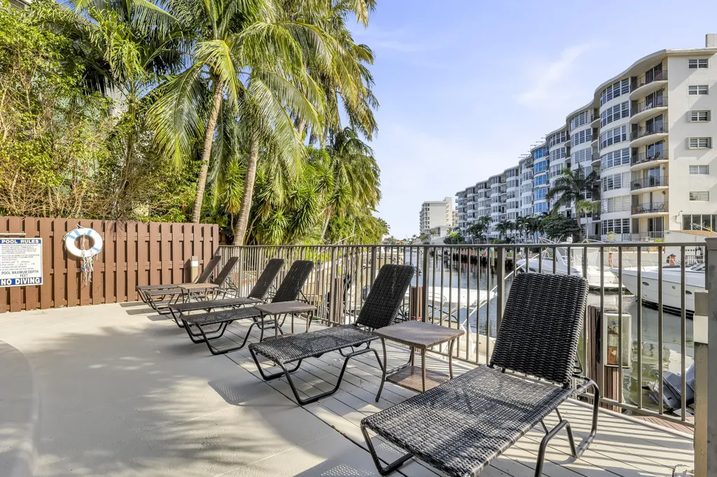 4800 Bayview Drive Fort Lauderdale FL 33308