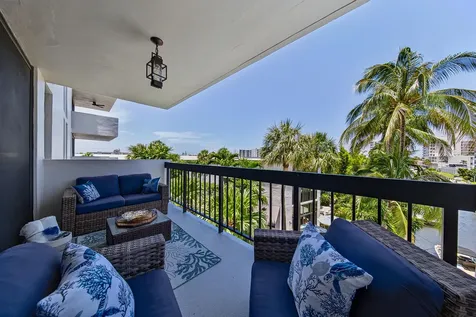 4800 Bayview Drive Fort Lauderdale FL 33308