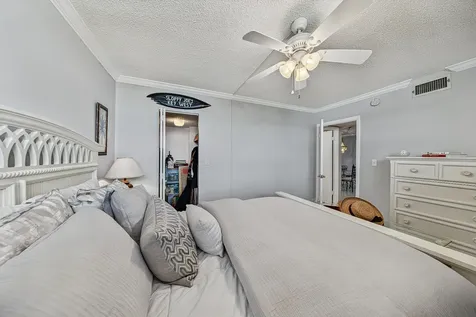 4800 Bayview Drive Fort Lauderdale FL 33308