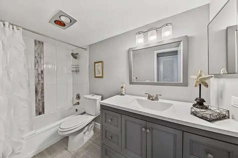 4800 Bayview Drive Fort Lauderdale FL 33308