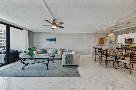 4800 Bayview Drive Fort Lauderdale FL 33308