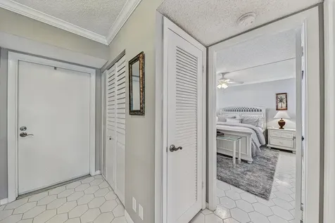 4800 Bayview Drive Fort Lauderdale FL 33308
