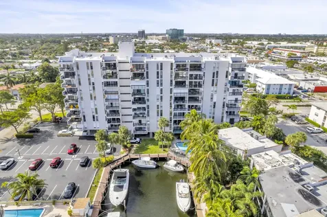 4800 Bayview Drive Fort Lauderdale FL 33308