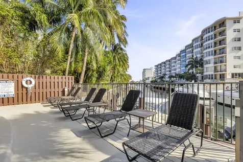 4800 Bayview Drive Fort Lauderdale FL 33308