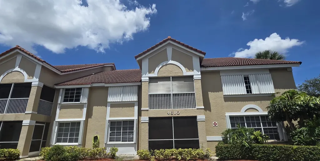 4610 W Mcnab Road Pompano Beach FL 33069
