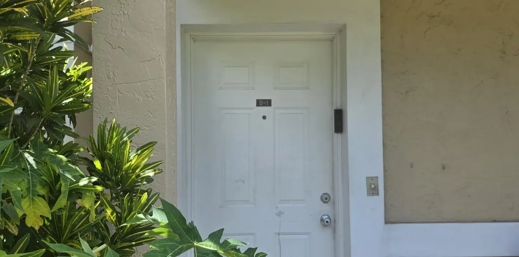 4610 W Mcnab Road Pompano Beach FL 33069