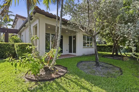 5319 Falcon Trail Davie FL 33314