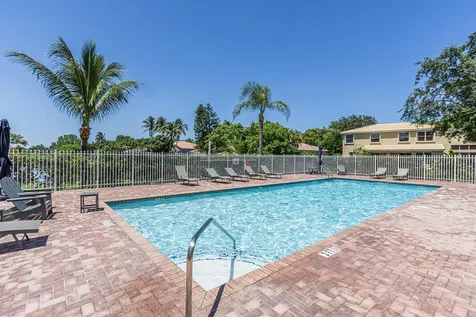 4440 NW 42nd Terrace Coconut Creek FL 33073